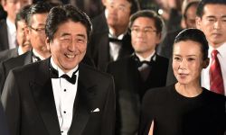 第27届东京电影节开幕，日本首相安倍晋三出席