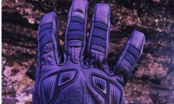 今日新闻|罗素兄弟发推：一只紫色手套暗示《复联4》开拍