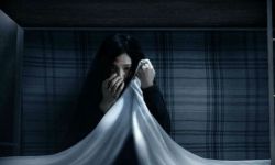 校园惊悚电影《开学悸》发布终极海报