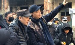 崔永元为新电影做编剧，还亲临现场忙活，认真专注获赞