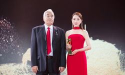 马苏获封丝路盛典“年度实力女演员”