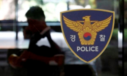 韩国一男子冒用人气男团名义诈骗33亿韩元被逮捕