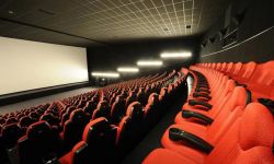 国务院建议：电影院等密闭式娱乐场所暂不营业