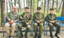纪录电影《1950他们正年轻》聚焦抗美援朝志愿军战士