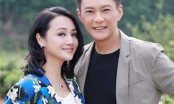 前央视主持曹颖庆结婚26年，两人至今没办婚礼，疑透露想生二胎？