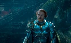 电影《海王2》发布幕后照 杜夫·龙格尔运动装现身片场