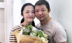 曹郁探班老婆姚晨拍戏，站一旁插不上话只盯妻，陪拍1天超贴心 