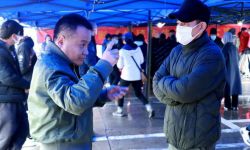 时隔16年刘德华宁浩合作《红毯先生》