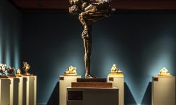 “踏歌而来——许鸿飞雕塑作品展”在国家大剧院举办