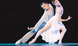 中国芭蕾舞向世界，促进文化交流