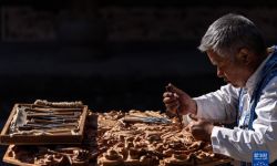 剑川木雕传承千年技艺，传统手艺走出广阔天地