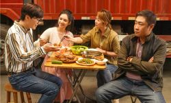 《人生路不熟》4月28日正式上映， 马丽化身“爱情保镖”