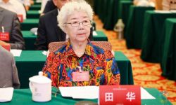 中国文艺志愿者协会全国代表大会举行， 95岁著名表演艺术家田华，演员黄渤等现身
