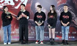 电影《挡马夺刀》在北京举行首映礼，吴樾喊话赵文卓支持第二部