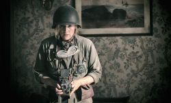 传记片《李》今年9月27日在英国上映，凯特温斯莱特化身著名战地记者 