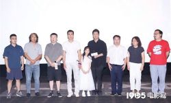 电影《钱塘风云》在北京举行首映，主演呼唤市场关注