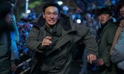 动作片《老手2》当天正式上映，预售票数占比已达78.7%