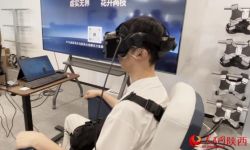 在西部电影集团感受科技  虚拟现实技术让观众“走进”电影
