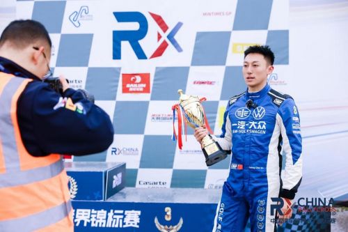 0d9d36ba3ffe6218d3a2605e25a4c8f7