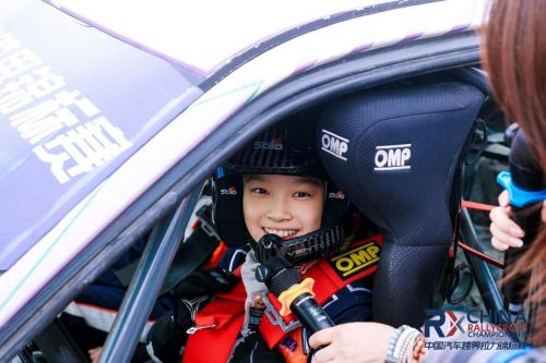 06df49852d2474b71a5a1c85c4a8faa8