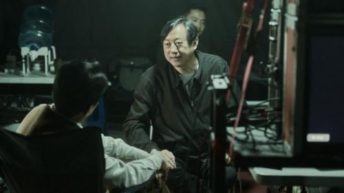 串联历史金线,以影像铸造时代精神的“阵地”——严从华与他的“革命三部曲”