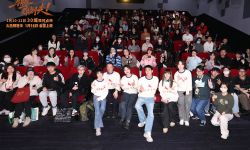 林更新李幼斌新片《马腾你别走》首映礼 笑泪齐飞获全龄段共鸣好评