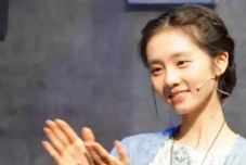 出道即顶配：20岁，一部戏没演过，黄多多凭什么搭档王一博汤唯？
